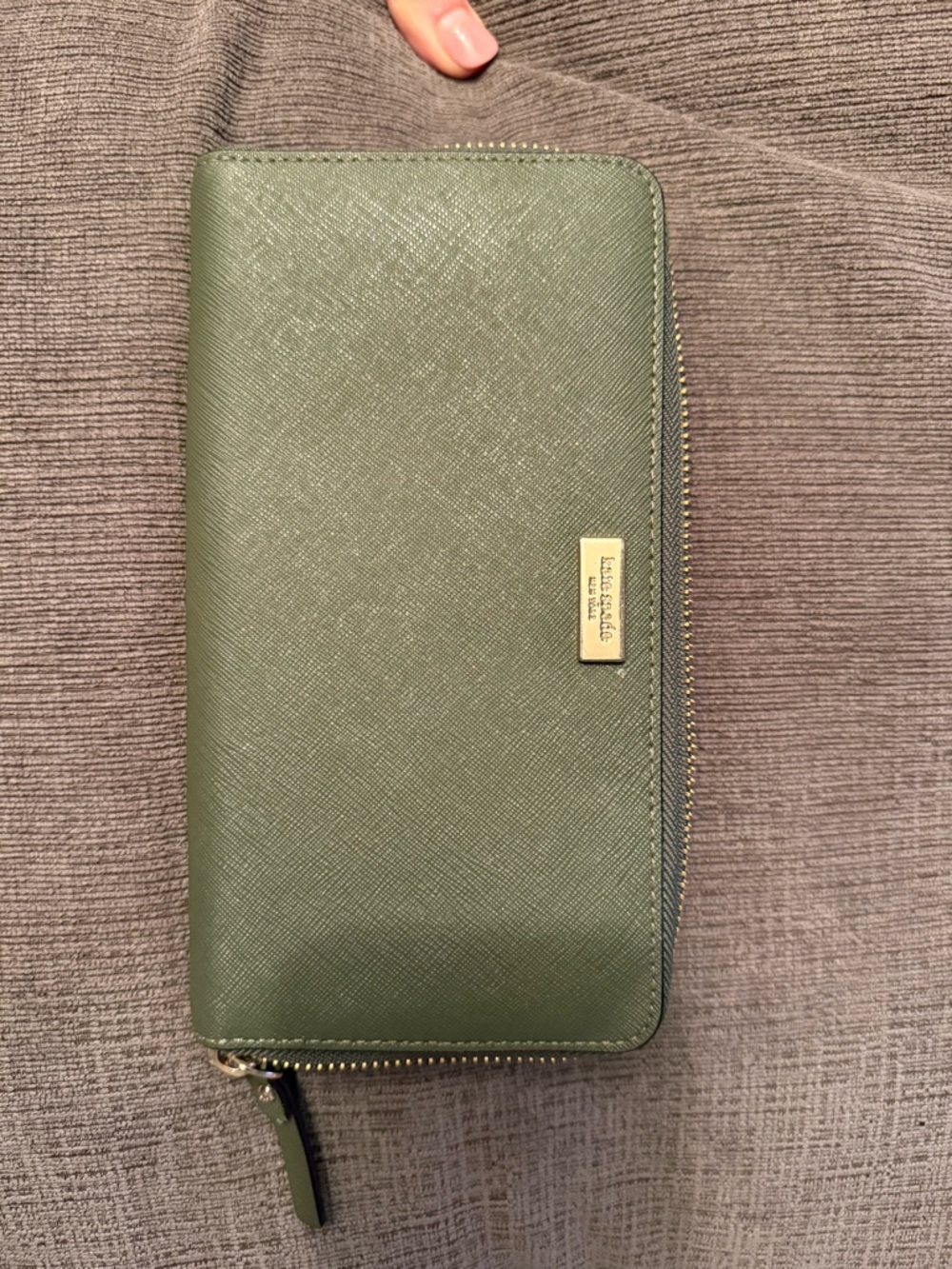 kate spade Olive Green Saffiano Zip Wallet